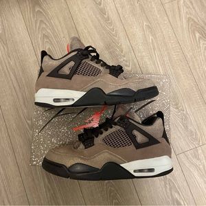 These are Jordan 4 taupe haze retro 4a